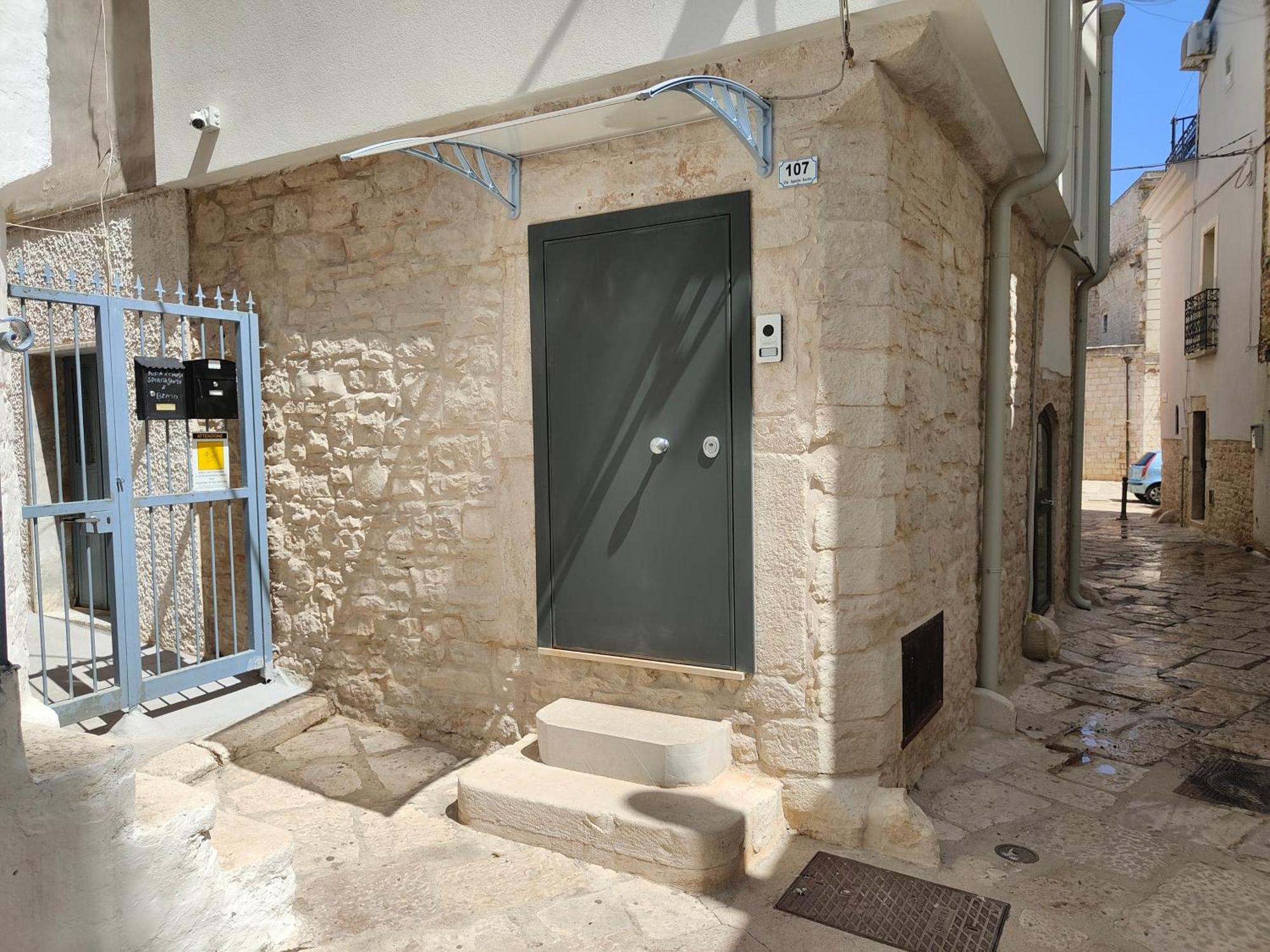 Vicolo 107 Villa Sannicandro di Bari Exteriör bild